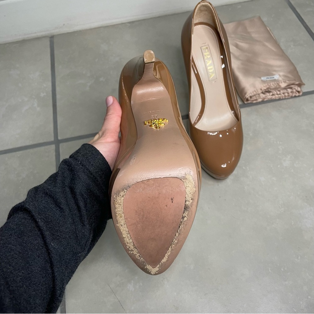 Prada Patent Leather Camel Beige Platform Almond Toe Pump size 37 - Picture 8 of 13